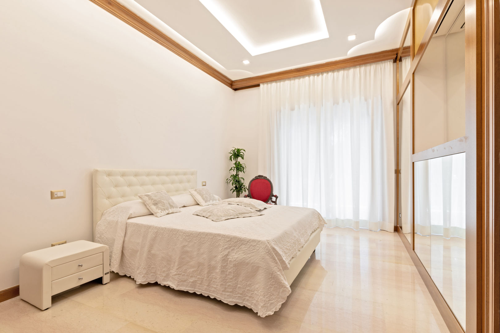 Casa vacanze Aurora - 90 MQ, Dr-Z Architects Dr-Z Architects Classic style bedroom Marble