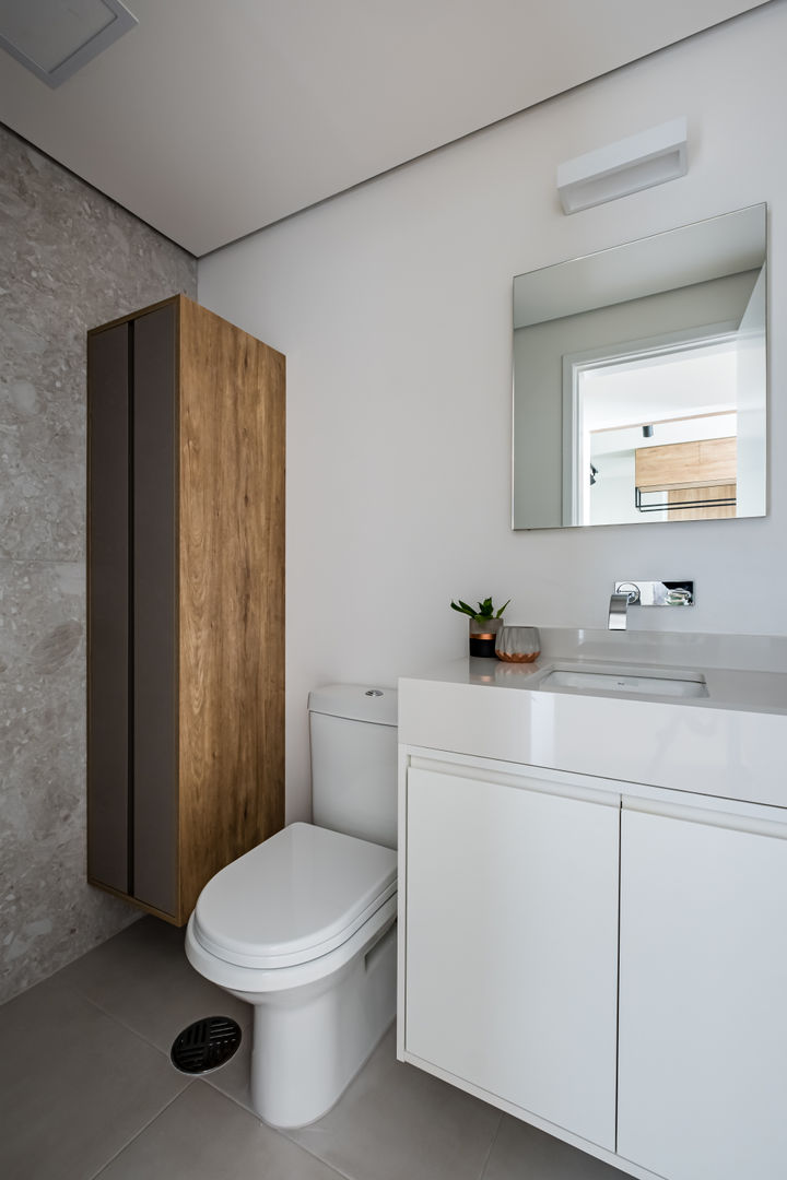 Apartamento Compacto para aluguel em tons neutros sem perder a personalidade, Studio Elã Studio Elã Scandinavian style bathroom Stone