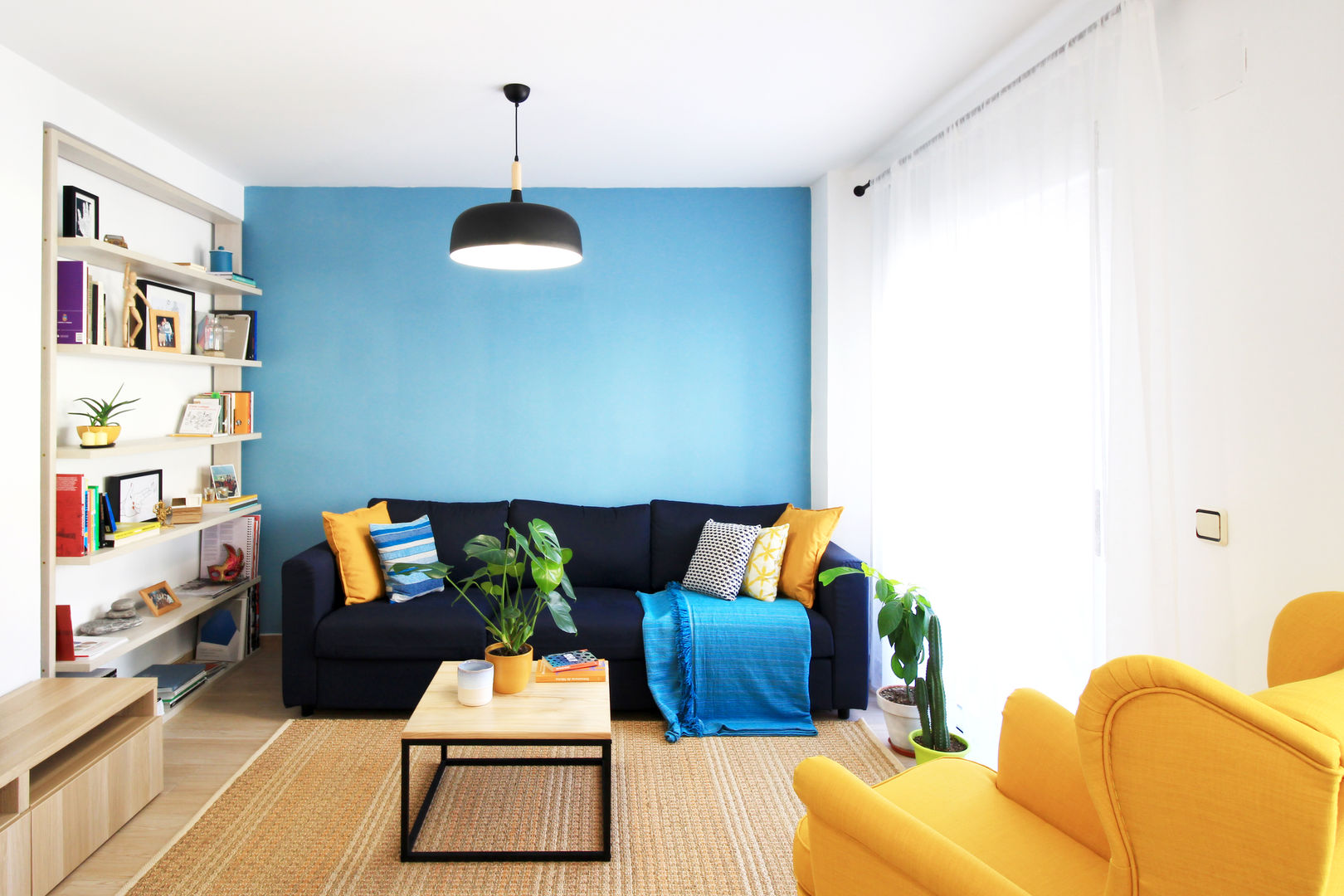 Casa Centro. Reforma de vivienda en Albacete, Arraiga Arquitectura Arraiga Arquitectura Living room Wood Wood effect