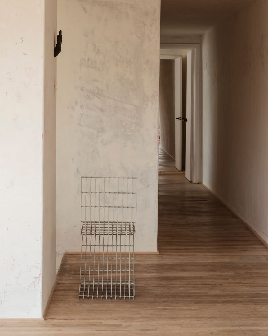 Departamento Roma, DOSA STUDIO DOSA STUDIO Minimalist corridor, hallway & stairs Wood Wood effect