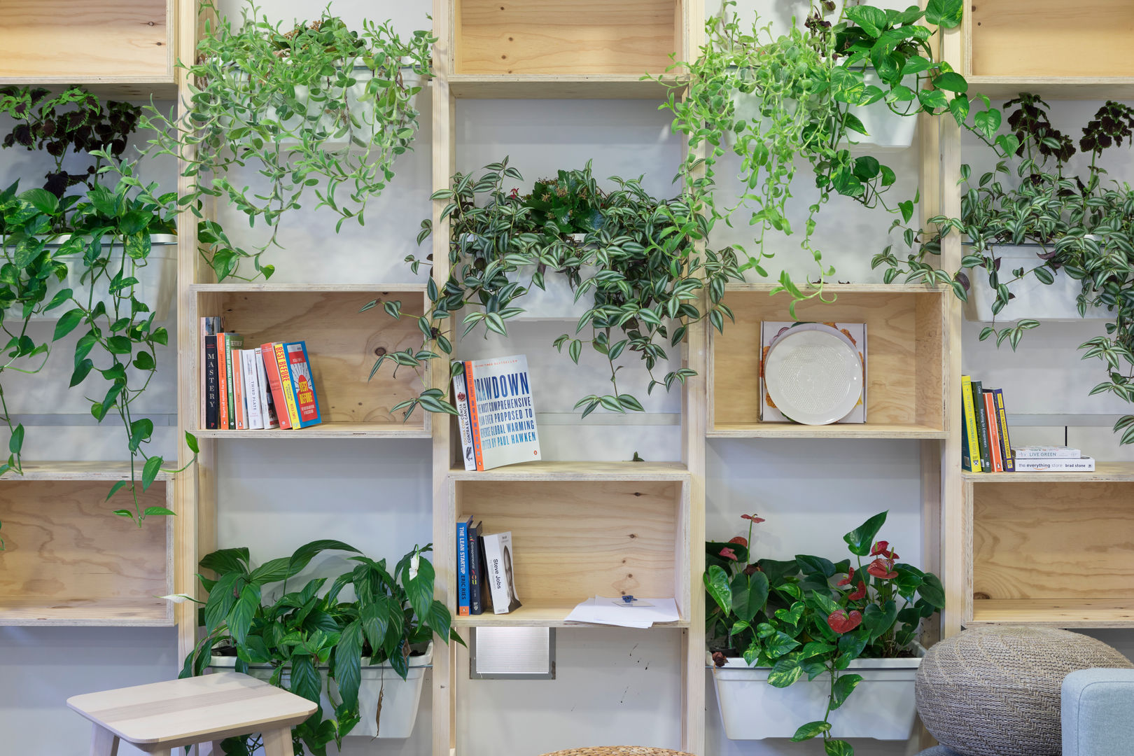 18 ideas inspiradoras para decorar tu casa con modernas cajas de madera