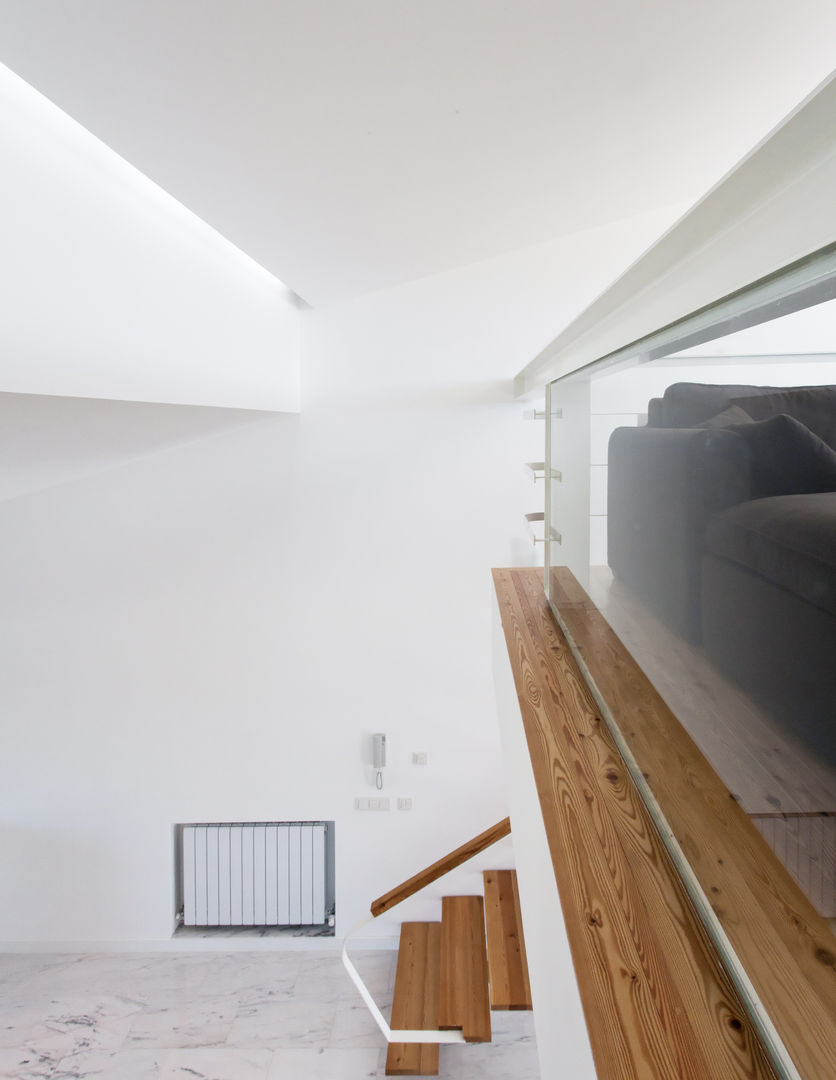 Bemposta House, Faro, Portugal, AAP - ASSOCIATED ARCHITECTS PARTNERSHIP AAP - ASSOCIATED ARCHITECTS PARTNERSHIP Modern living room Glass