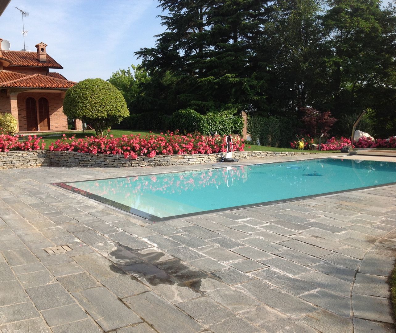 GIARDINI PRIVATI, ANDREA BARIANI GIARDINI SRL ANDREA BARIANI GIARDINI SRL Classic style garden