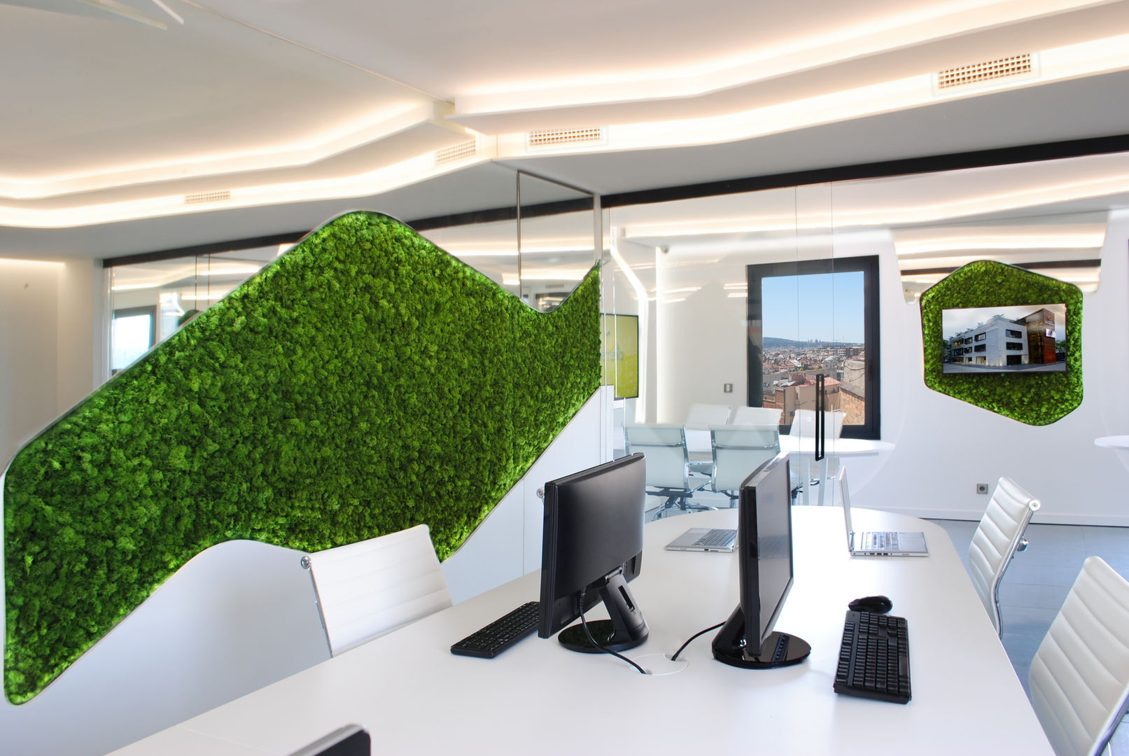 OFICINAS EN AVENIDA DIAGONAL DE BARCELONA, MANUEL TORRES DESIGN MANUEL TORRES DESIGN 商業空間 オフィススペース＆店