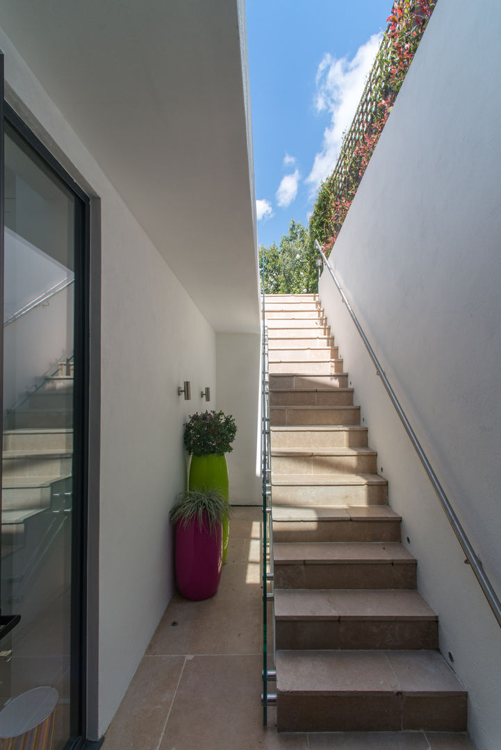 Exterior Basement staircase Hatch Construction Ltd Escaleras Basement conversion London, Basement Construction London, London Basements, Basement conversion Clapham