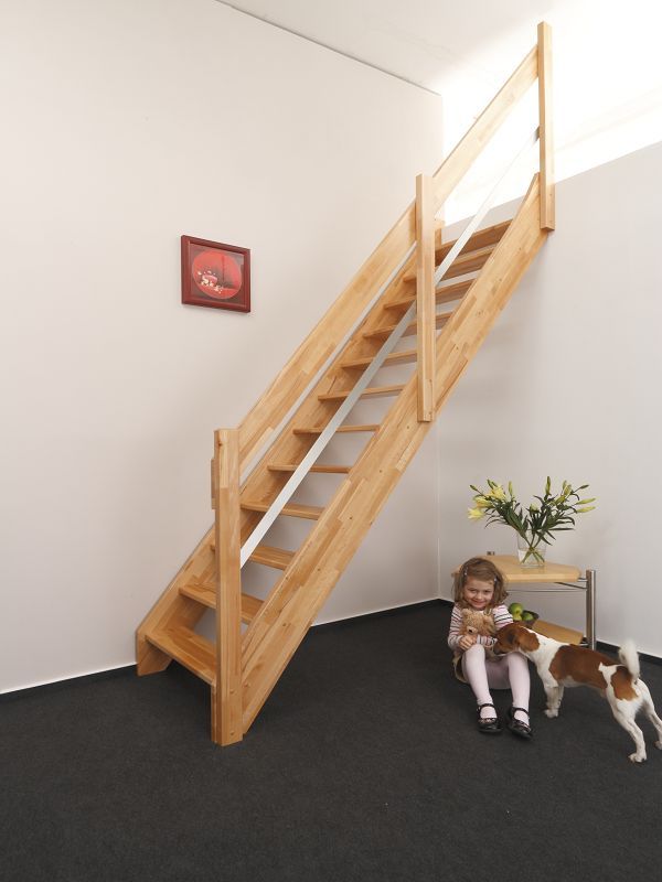 Raumspartreppen in Holz, Luxholm Bauelemente Werk GmbH Luxholm Bauelemente Werk GmbH 階段 木 木目調