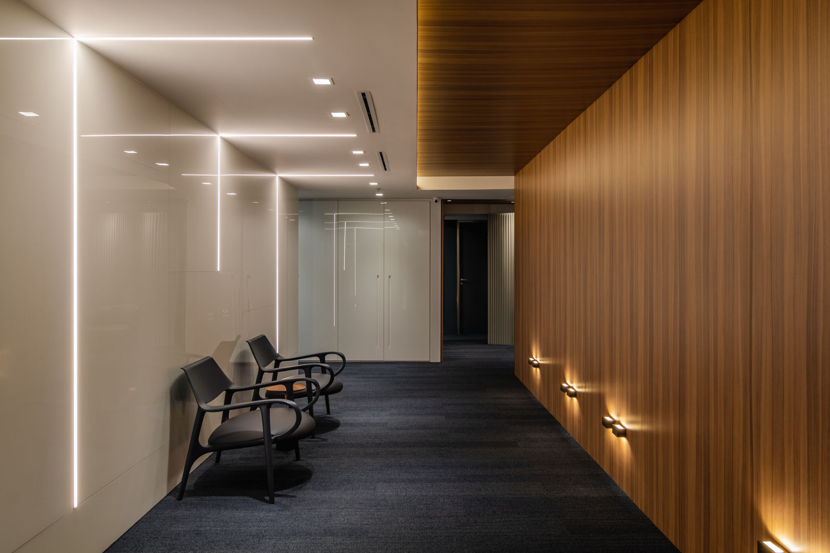 Escritório de Advocacia | Recife - Pernambuco | Brasil, Arquitetura Sônia Beltrão & associados Arquitetura Sônia Beltrão & associados พื้นที่เชิงพาณิชย์ ไม้ Wood effect Commercial Spaces