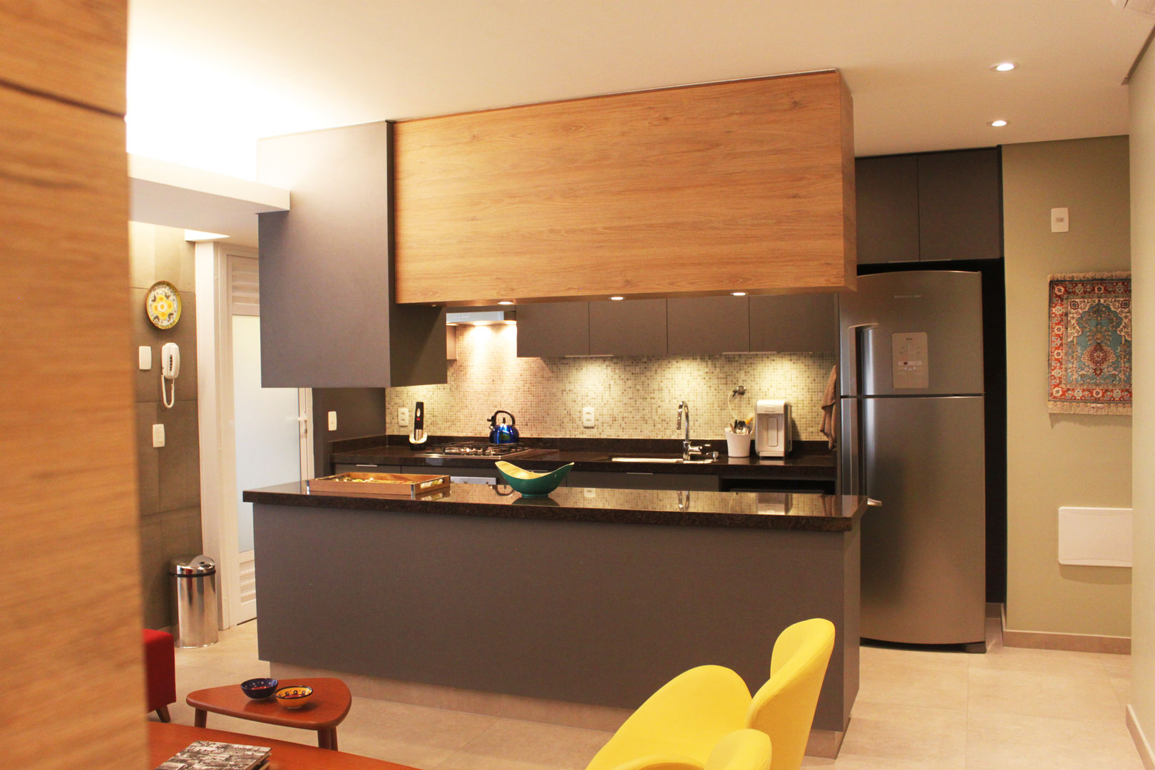 Reforma Residencial: Este pequeno apartamento ganha amplos espaços com um projeto bem planejado., Marcos Takiguthi Arquiteto Marcos Takiguthi Arquiteto