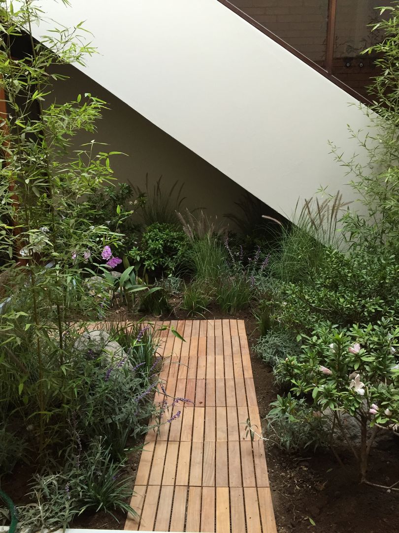 Espacio verdes, Arquitectura Viva - Alexandra Patow Arquitectura Viva - Alexandra Patow 地中海風 庭