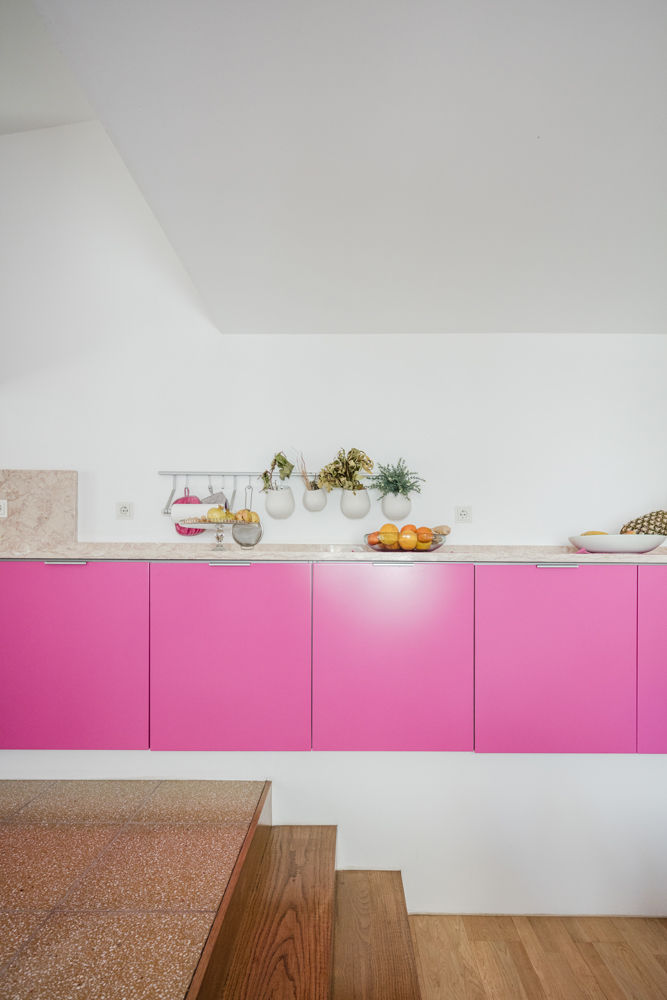 House Renovation in Lagos, Portugal, AAP - ASSOCIATED ARCHITECTS PARTNERSHIP AAP - ASSOCIATED ARCHITECTS PARTNERSHIP Kitchen units Wood Wood effect