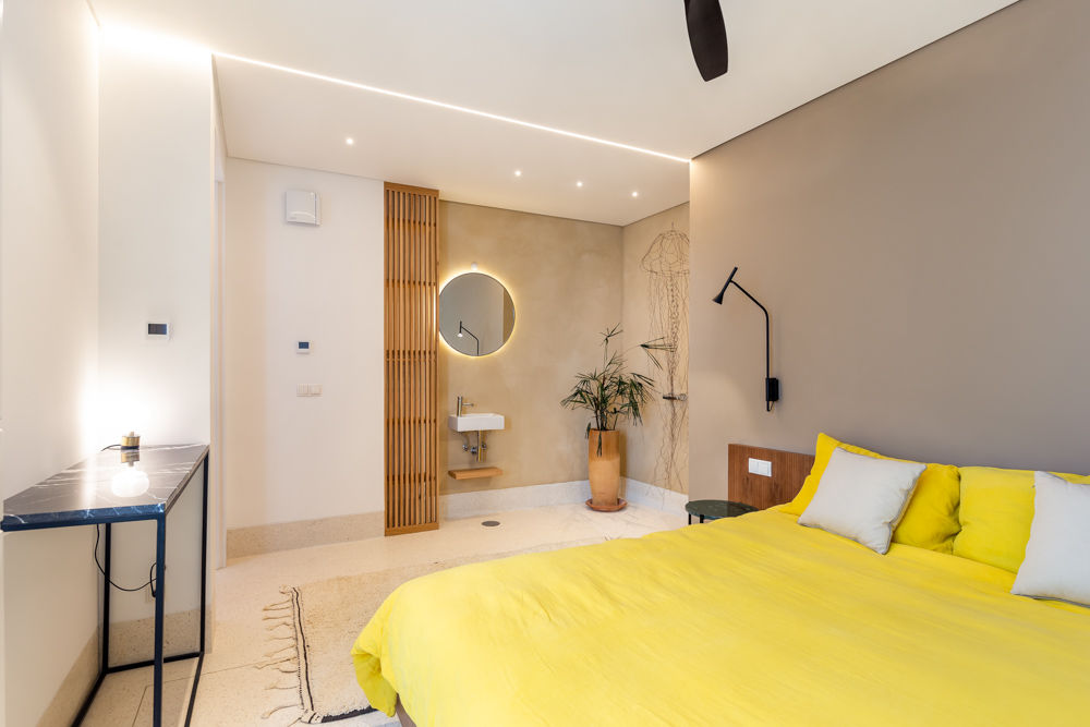 Fotorreportagem de Apartamento em Lisboa, HOUSE PHOTO HOUSE PHOTO Scandinavian style bedroom