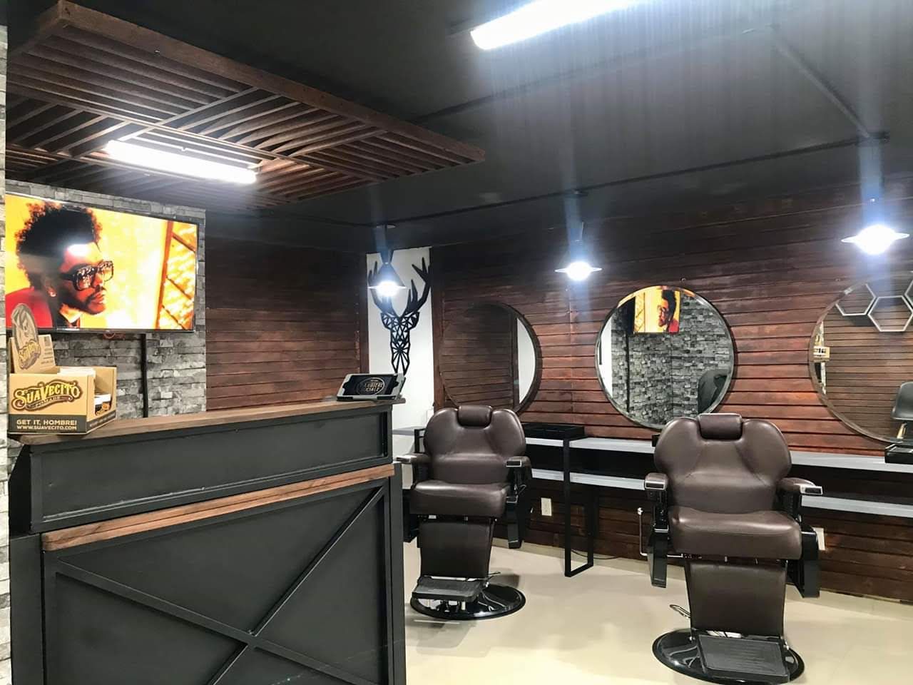 REMODELACION BARBERIA, PUNTO DE FUGA PUNTO DE FUGA