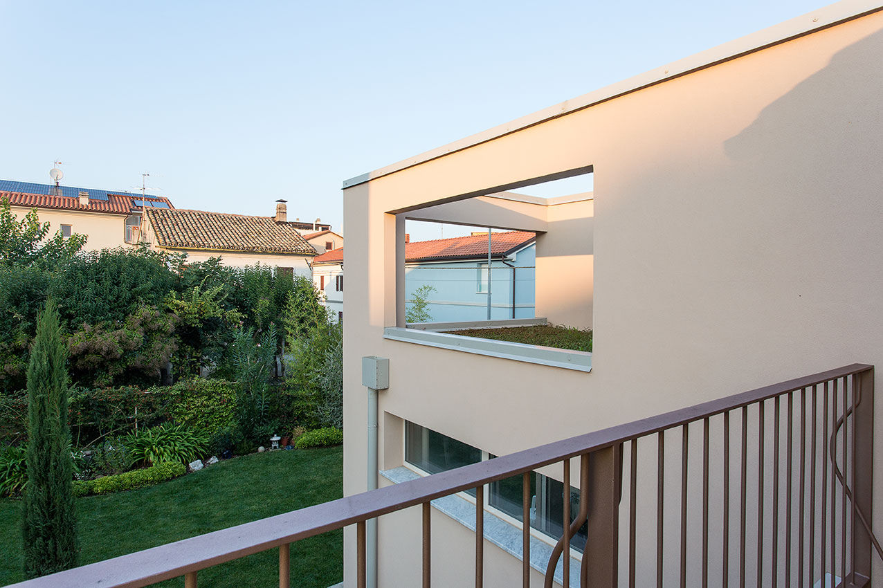 La casa di Piero Comes Balcone design, interior design, casa privata, home design