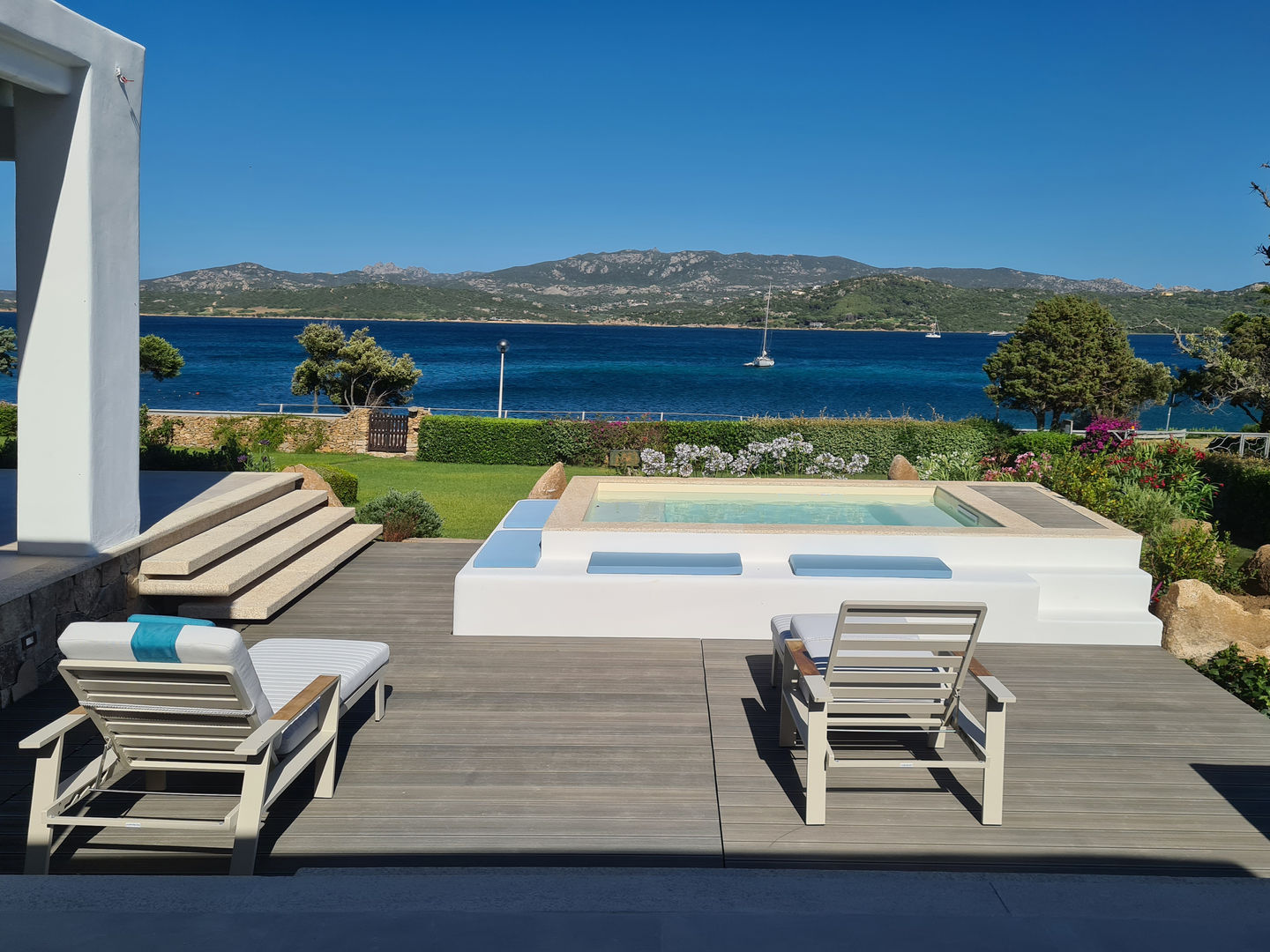 INTERNO ESTERNO E ARREDI in Costa Smeralda, Architetto Alessandro spano Architetto Alessandro spano Casas modernas