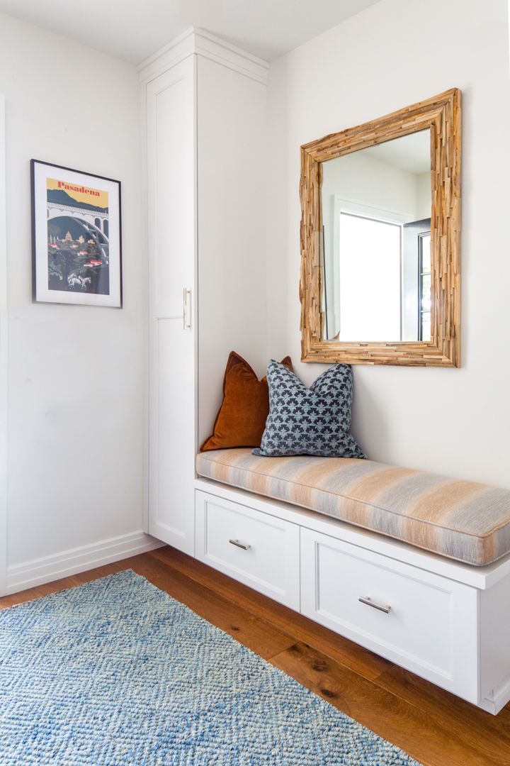 Casual classic remodel Peltier Interiors Classic style corridor, hallway and stairs