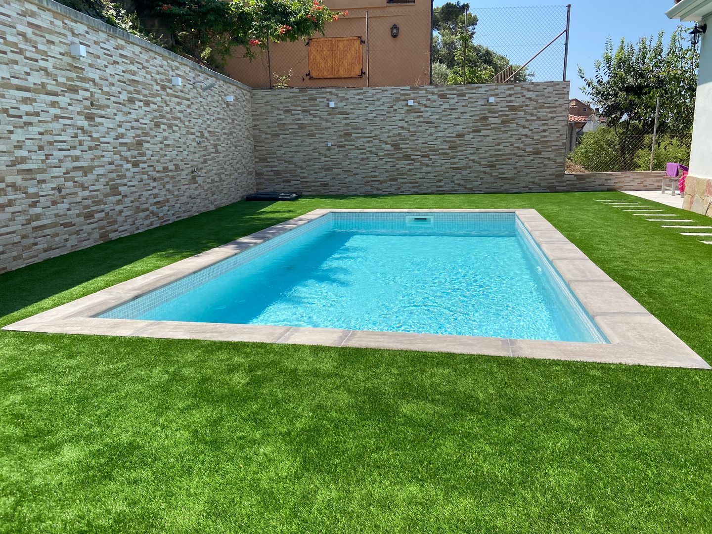 Projecte Construcció d'una piscina a una vivenda unifamiliar aillada a Cerdanyola del Vallés, CK_Arquitectes CK_Arquitectes Garden Pool Ceramic