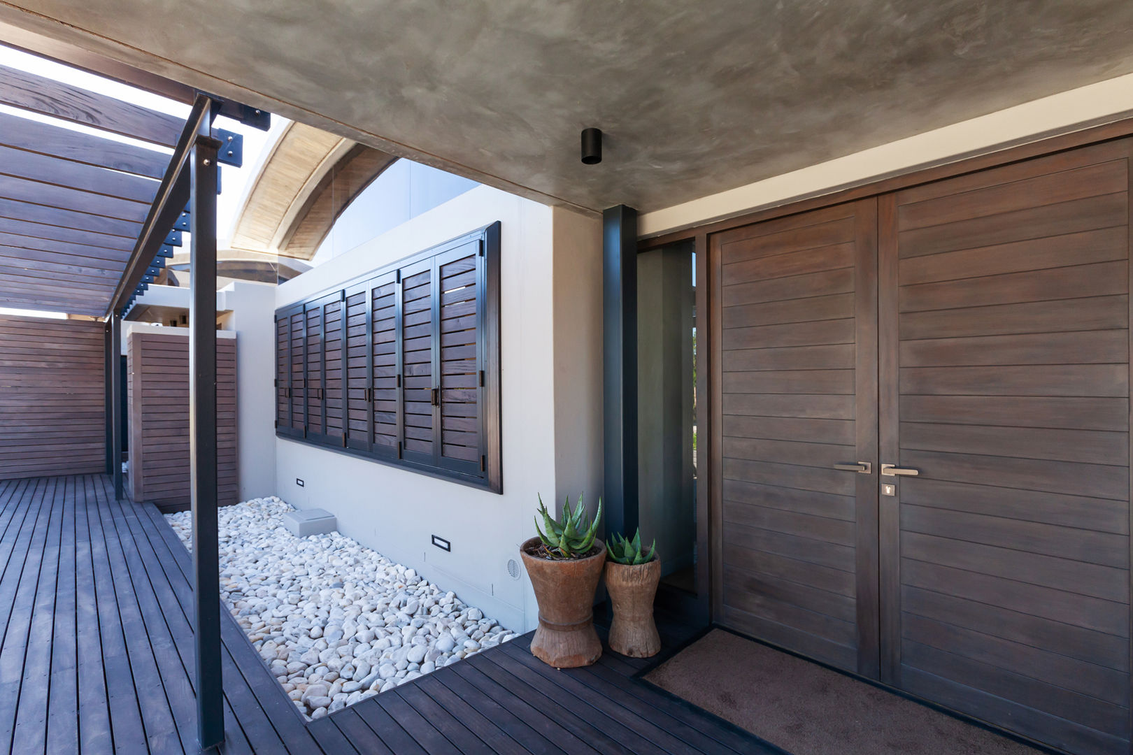 Lodge Prevoli, Stanford, Cape Town - Entrance House of Supreme CPT Modern houses Wood Wood effect Wooden Shutters, Wood Shutters, Patio Shutters