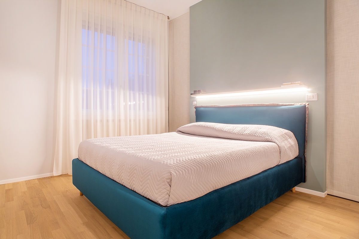 Ristrutturazione appartamento di 100mq a Brescia, zona Ospedale, Facile Ristrutturare Facile Ristrutturare Modern style bedroom