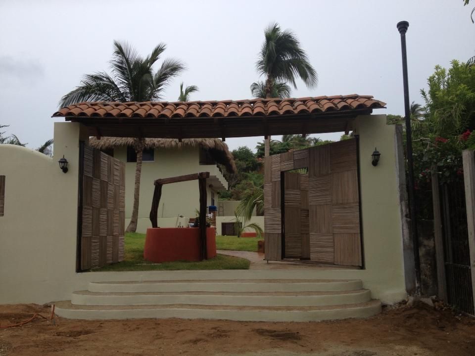 Casa Conti Carsat Constructora Puertas de madera Madera Acabado en madera Porton, Construcción, Puerto Escondido