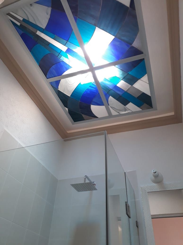 Plafond decorativo para baño, MKVidrio MKVidrio Banheiros modernos Vidro Decoração