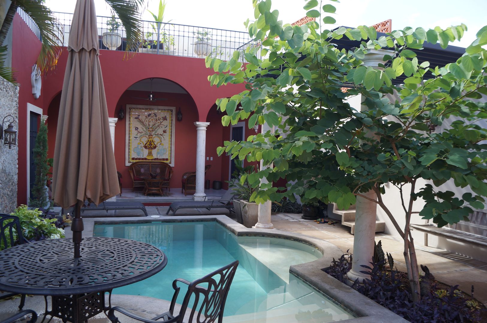 Desayunador, Piscina y Terraza homify Piletas de jardín Hormigón