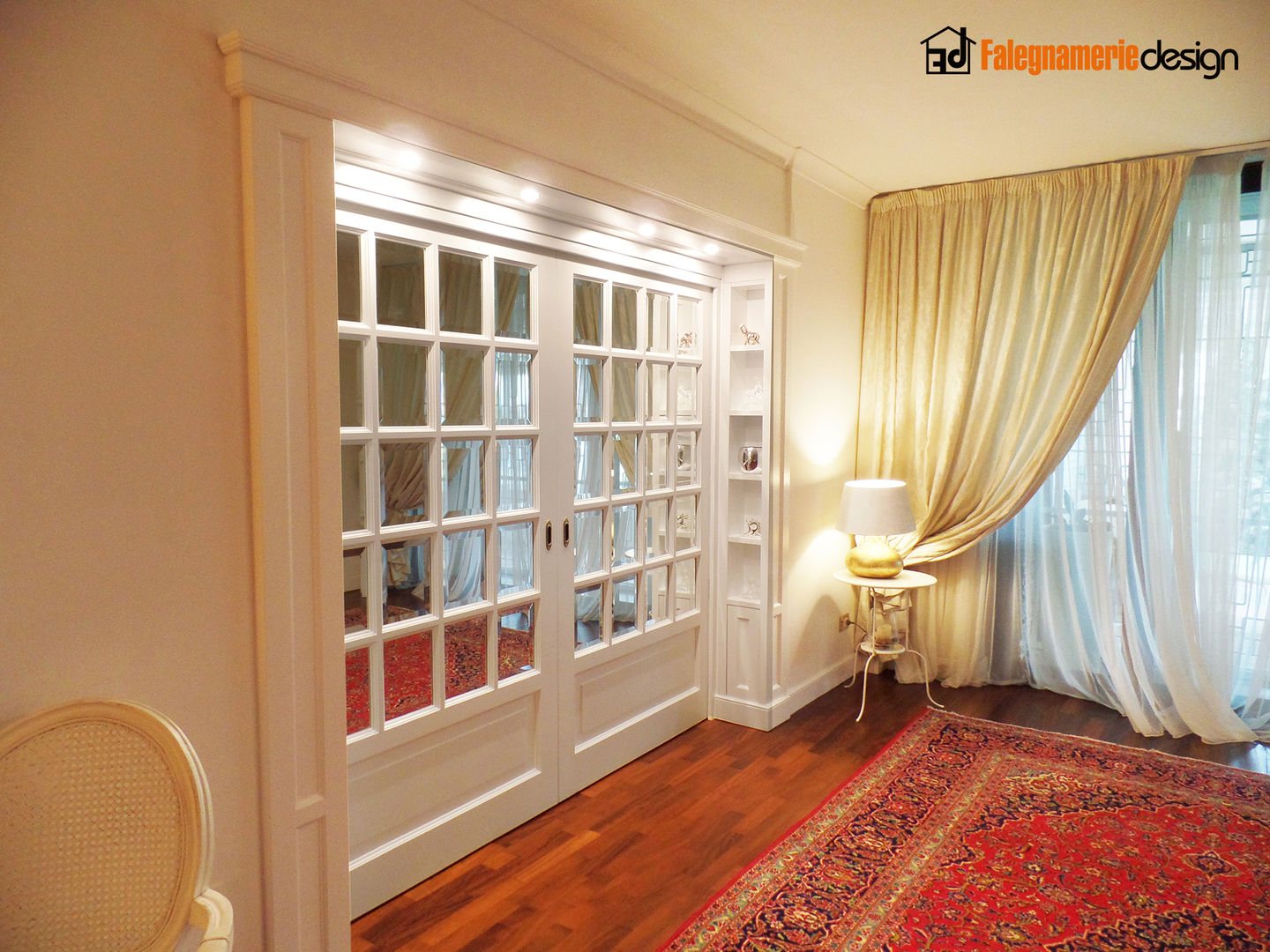 Soggiorno classico stile inglese, Falegnamerie Design Falegnamerie Design Sürgülü kapılar Ahşap Ahşap rengi