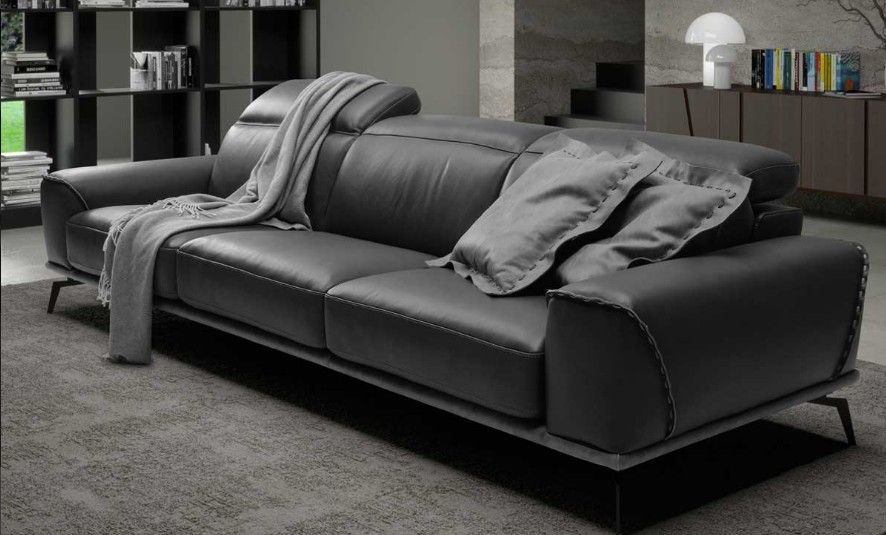 SOFÁ ROMA, Nessen Interiors Nessen Interiors Modern living room Leather Grey Sofas & armchairs