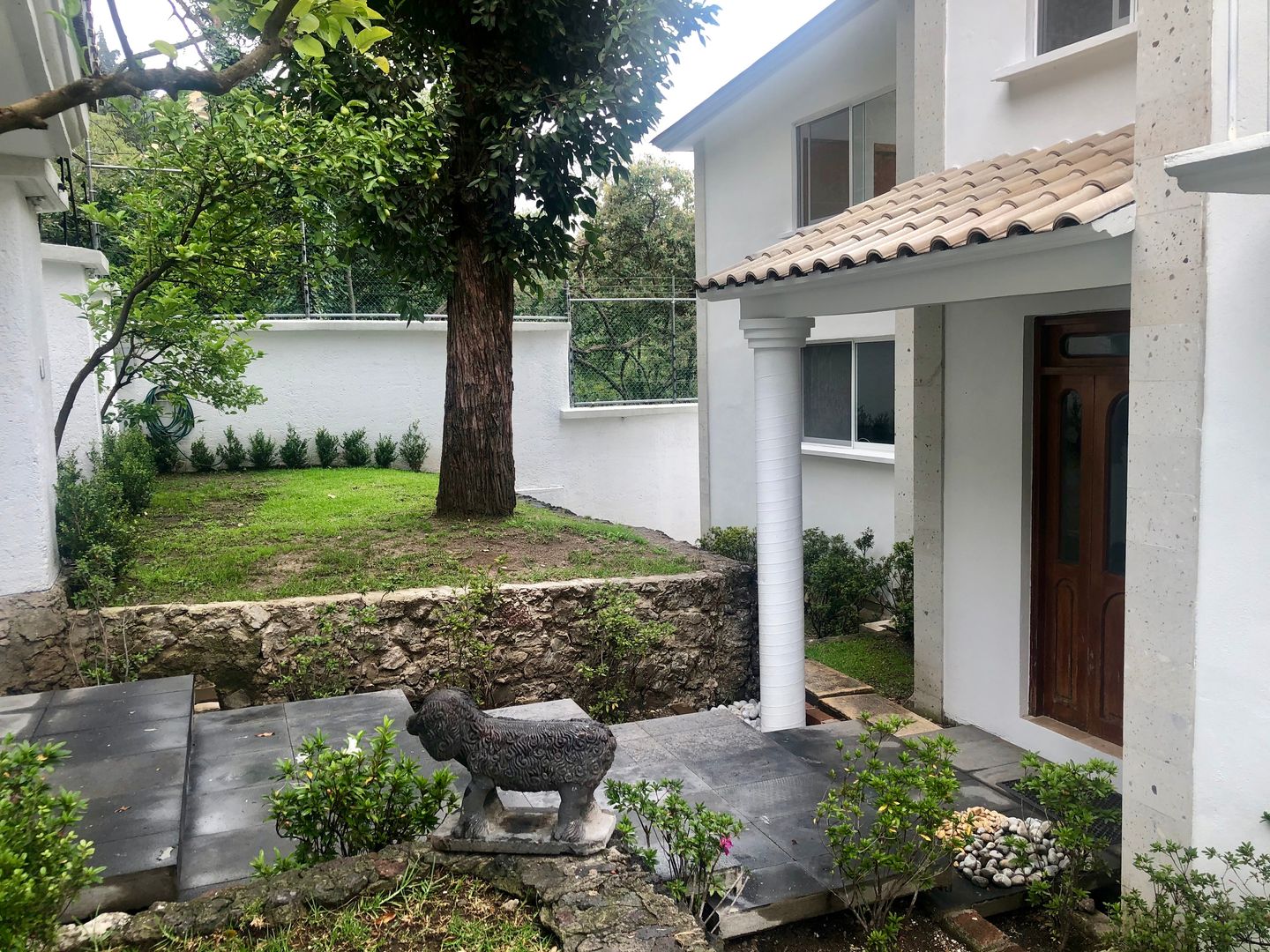 Proyecto y Remodelación de Casa Habitacion en CDMX, Arechiga y Asociados Arechiga y Asociados Dom jednorodzinny Cegły