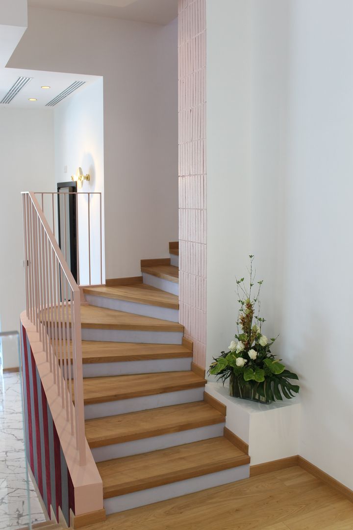 Progetto S - Lago Maggiore, Studio Zay Architecture & Design Studio Zay Architecture & Design Stairs Wood Wood effect