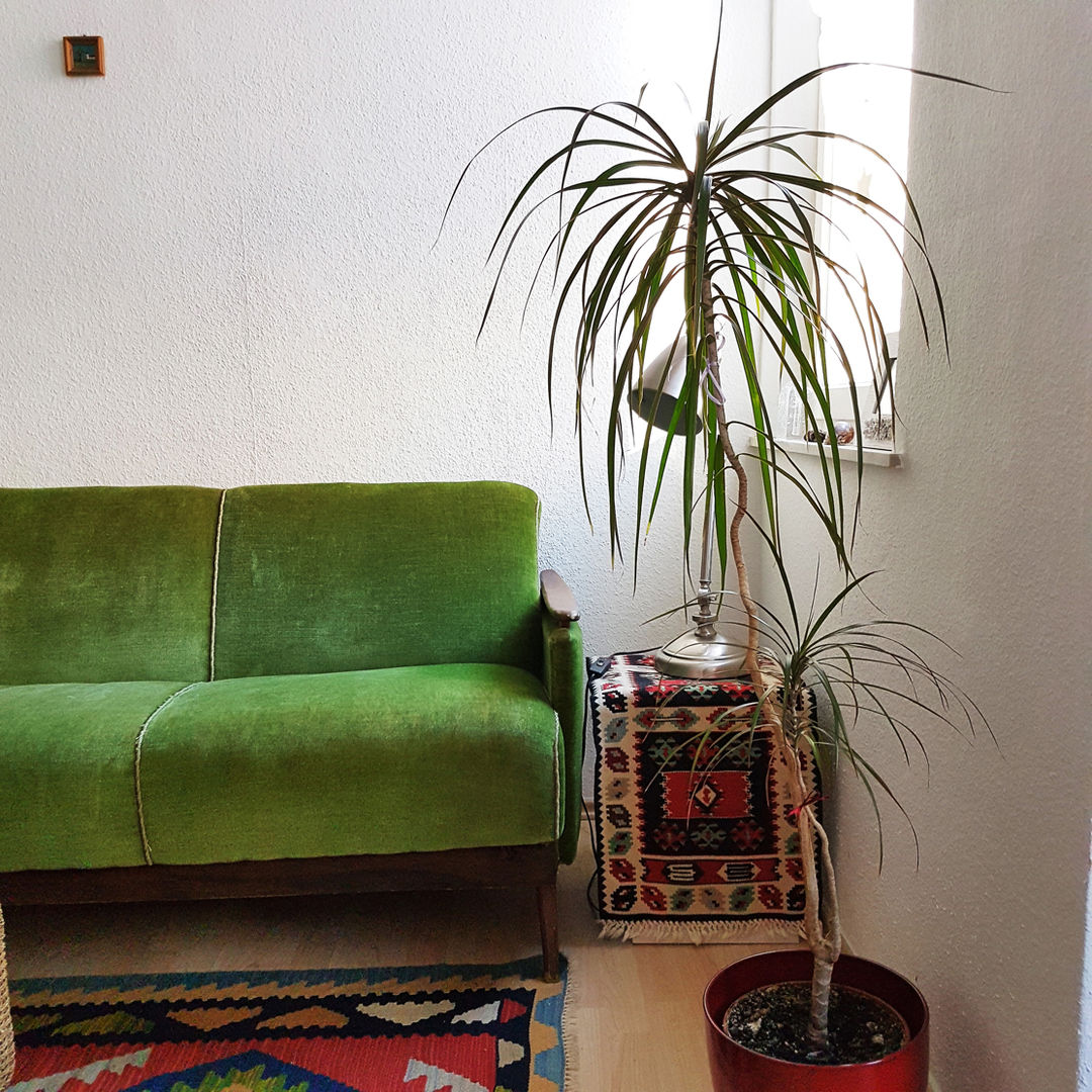 Arredo di appartamento a Norimberga, Germania, Alessandra Fagnani Architettura e Design Alessandra Fagnani Architettura e Design Modern living room Sofas & armchairs