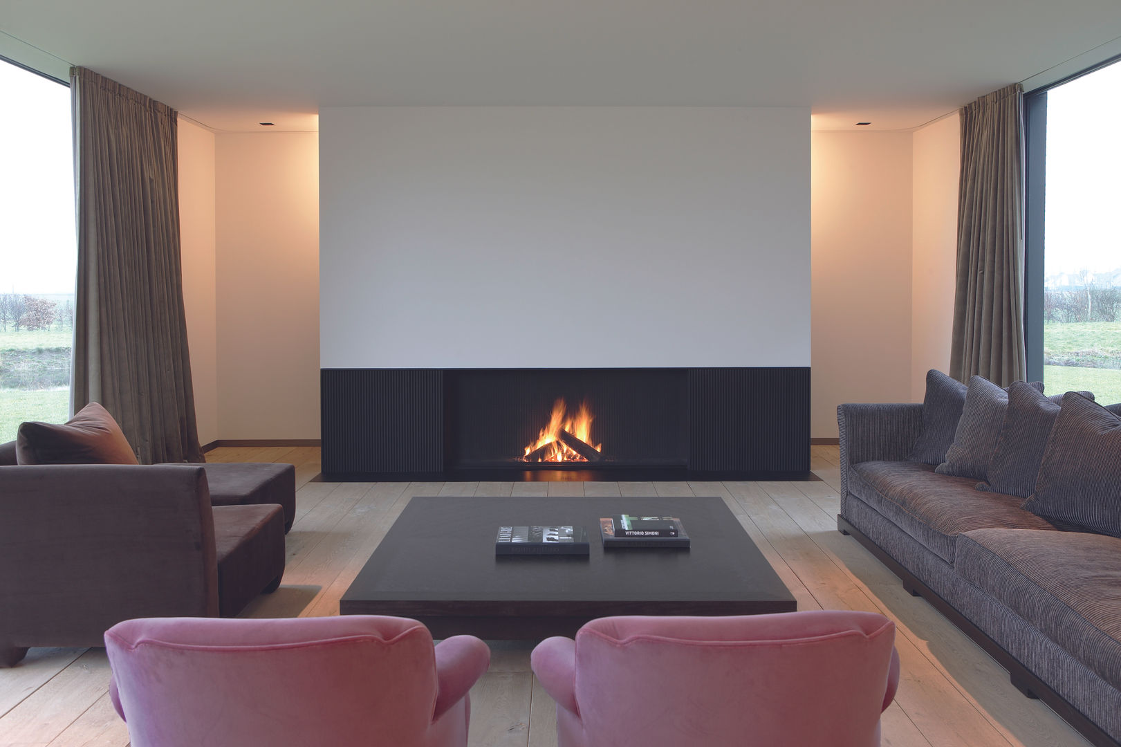 Lareiras abertas a lenha, Biojaq - Comércio e Distribuição de Recuperadores de Calor Lda Biojaq - Comércio e Distribuição de Recuperadores de Calor Lda Modern living room Fireplaces & accessories