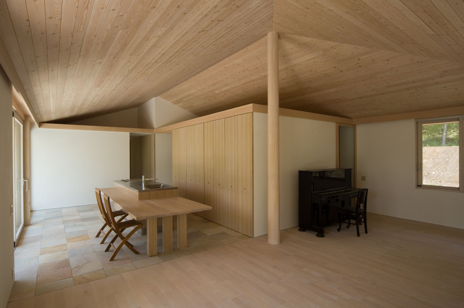 八ヶ岳のセカンドハウス, 根岸達己建築室 根岸達己建築室 Unit dapur Kayu Wood effect
