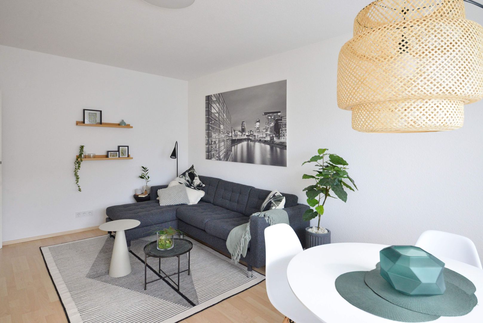 Homestaging, Raumblüte Raumblüte Salas modernas Sofás y sillones