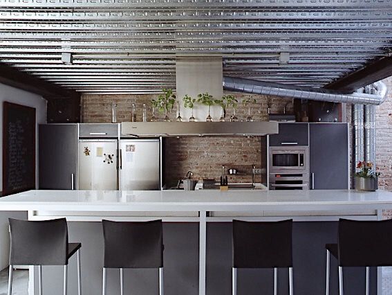 𝖫𝗈𝖿𝗍 𝖾𝗆 𝖡𝖺𝗋𝖼𝖾𝗅𝗈𝗇𝖺, Rita Cartaxo Rita Cartaxo Industrial style kitchen