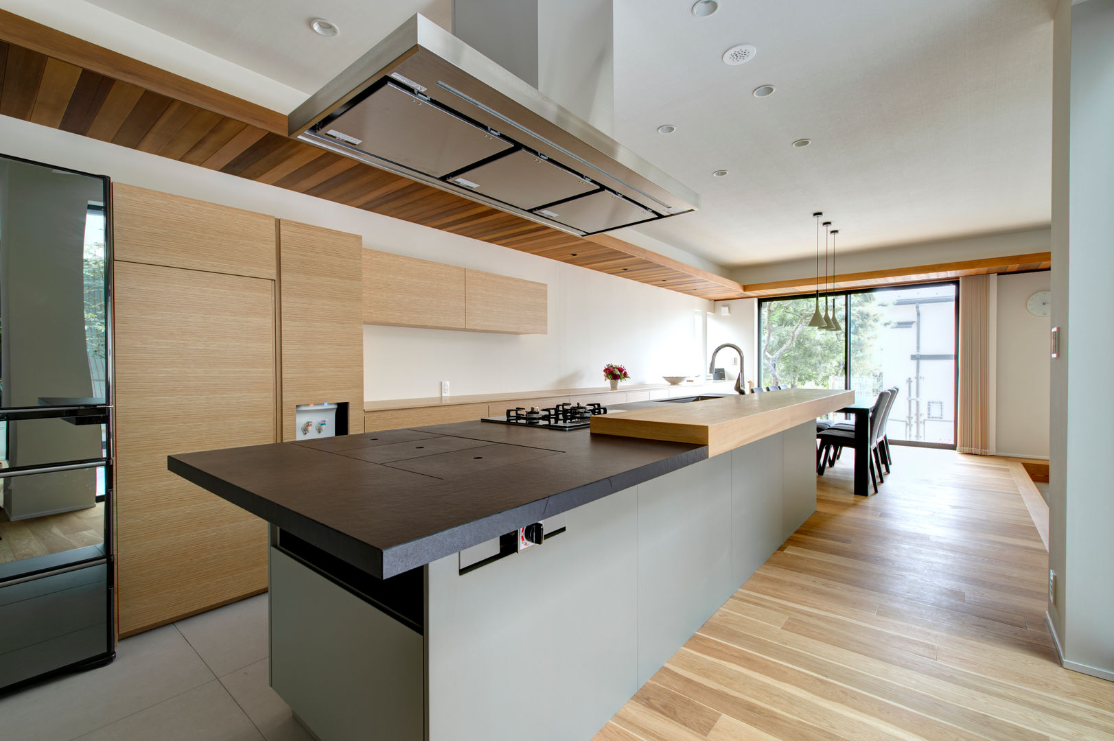 眺望に伸びる家, TERAJIMA ARCHITECTS／テラジマアーキテクツ TERAJIMA ARCHITECTS／テラジマアーキテクツ Cozinhas embutidas