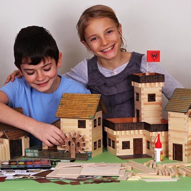 Costruzioni in Legno per bambini , ONLYWOOD ONLYWOOD Phòng trẻ em phong cách kinh điển Gỗ Wood effect Toys