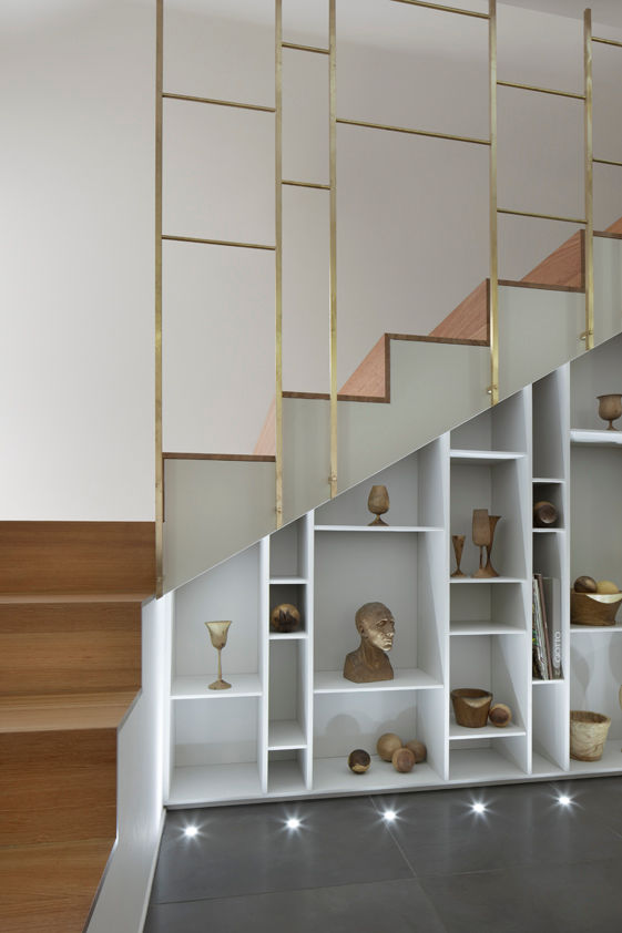 Restyling appartamento, tuttaunaltracasa tuttaunaltracasa Stairs