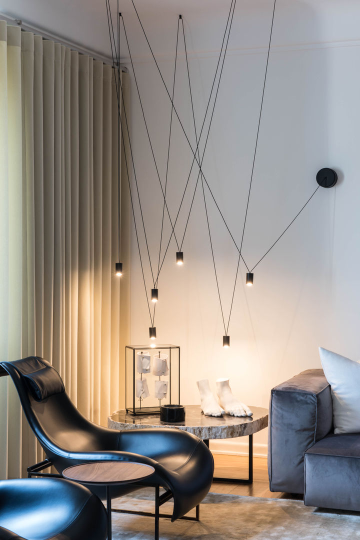 Apartamento | Avenidas Novas | Portugal, Atelier Renata Santos Machado Atelier Renata Santos Machado غرفة المعيشة Lighting