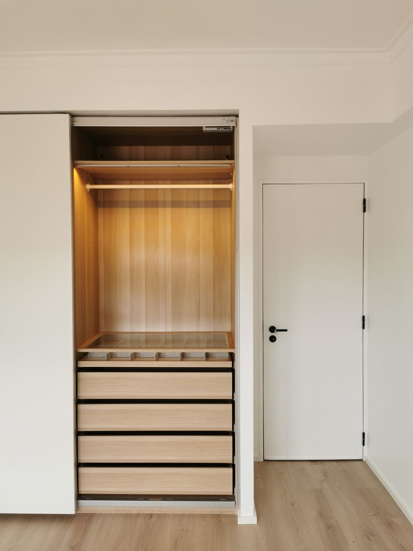 Apartamento Sacavém, Loures , NEUTRO ARQUITECTOS NEUTRO ARQUITECTOS Dormitorios de estilo moderno