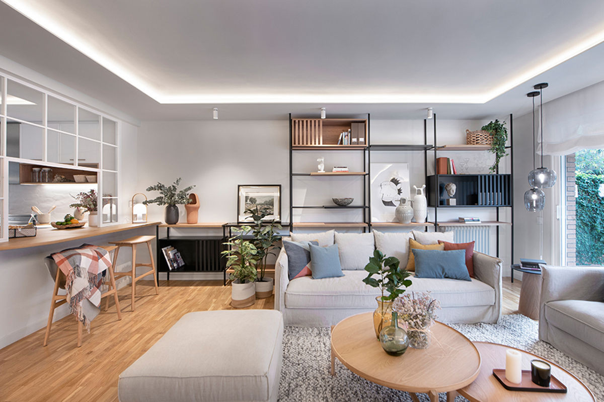 Impresionante Casa de 2 Plantas con balcones, terraza y muros de escalada, Egue y Seta Egue y Seta Mediterrane Wohnzimmer