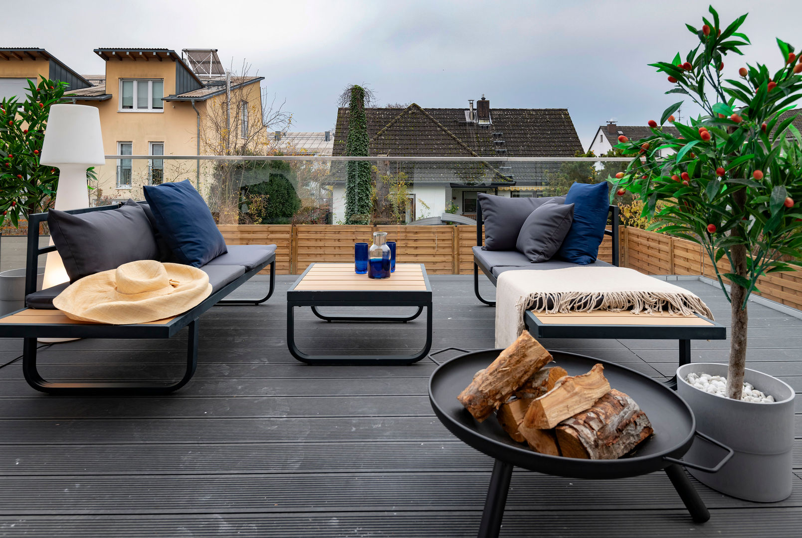 Nordic Simplicity, Cornelia Augustin Home Staging Cornelia Augustin Home Staging Balcon, Veranda & Terrasse scandinaves