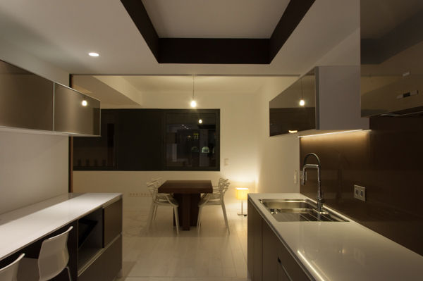 Reforma integral de vivienda, DoA diseño original, arquitectura DoA diseño original, arquitectura Built-in kitchens