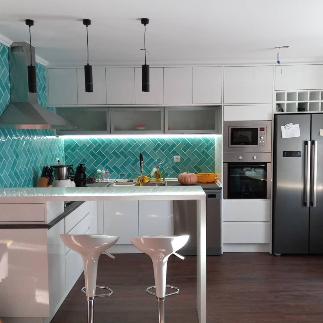 Cozinhas 2021 - espreite os nossos projectos e veja as tendências para 2021, Home 'N Joy Remodelações Home 'N Joy Remodelações Kitchen units