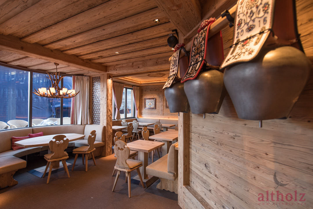 Gaststube altholz, Baumgartner & Co GmbH Rustikale Esszimmer Holz