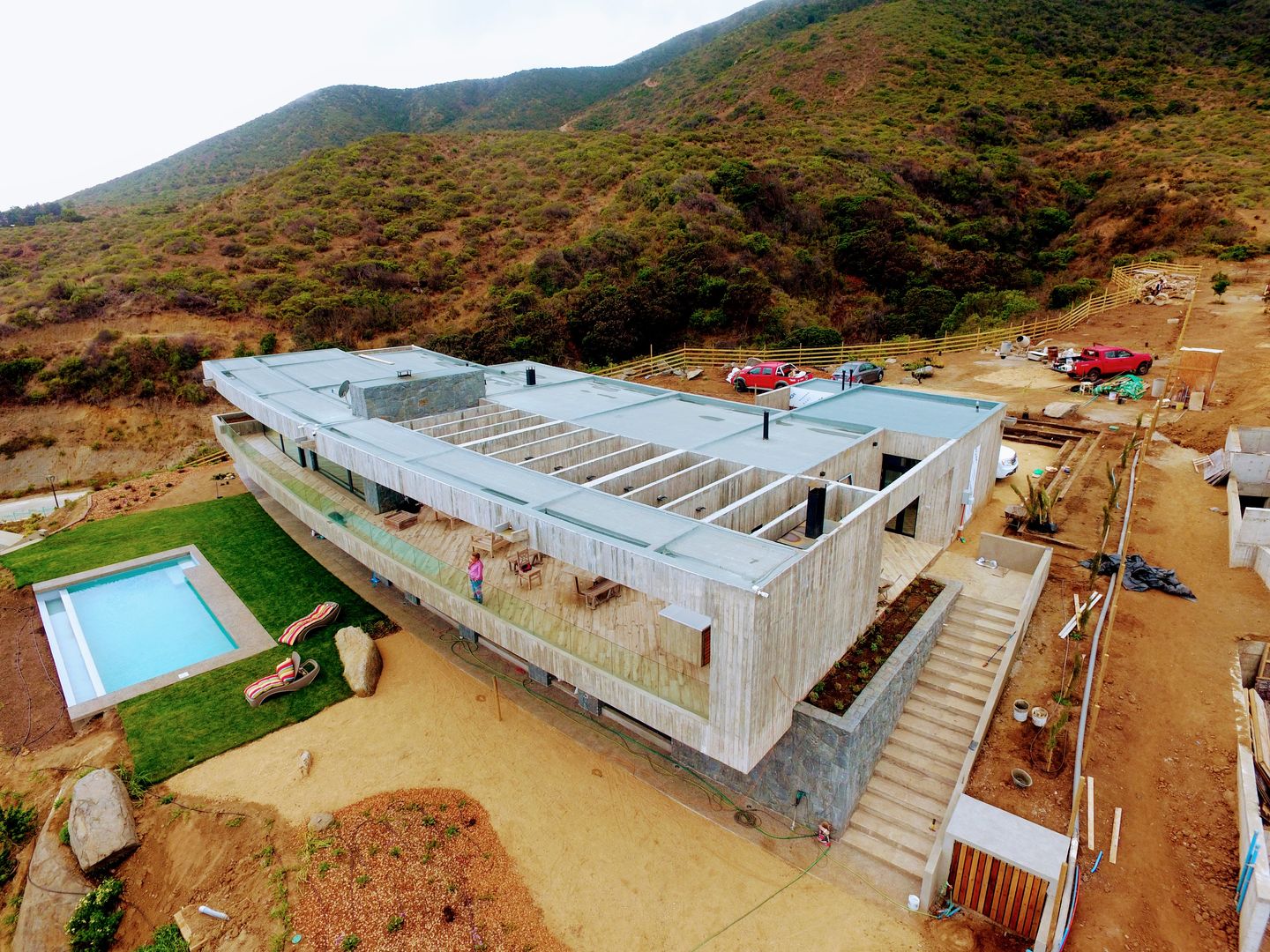 Vivienda Zapallar H-B., Roberto Martinez Bravari -arquitectos asociados Roberto Martinez Bravari -arquitectos asociados Casas unifamiliares playa, piscina, Zapallar, arquitectos, casas, hormigón, vistas