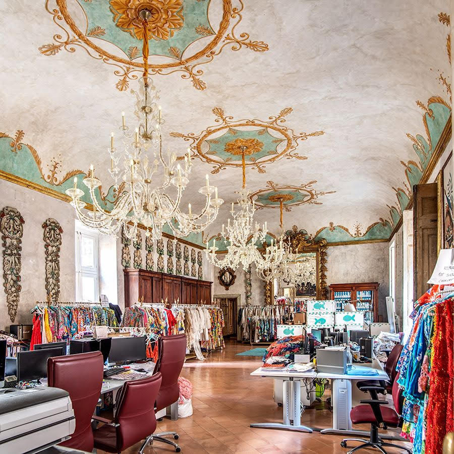 Palazzo Doria d'Angri , MULTIFORME® lighting MULTIFORME® lighting Classic style living room