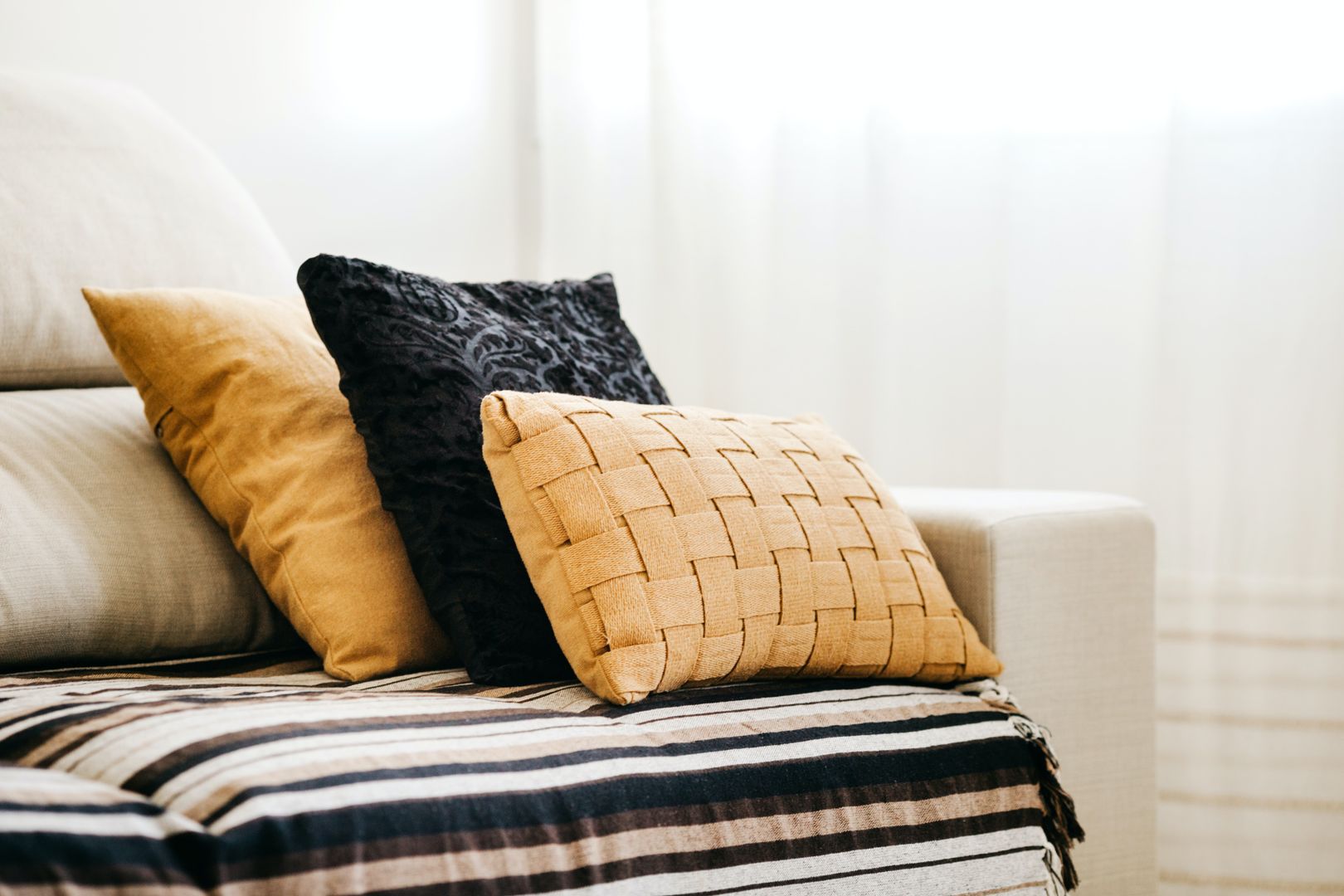 Imbottitura del cuscino: i migliori materiali per il tuo comfort