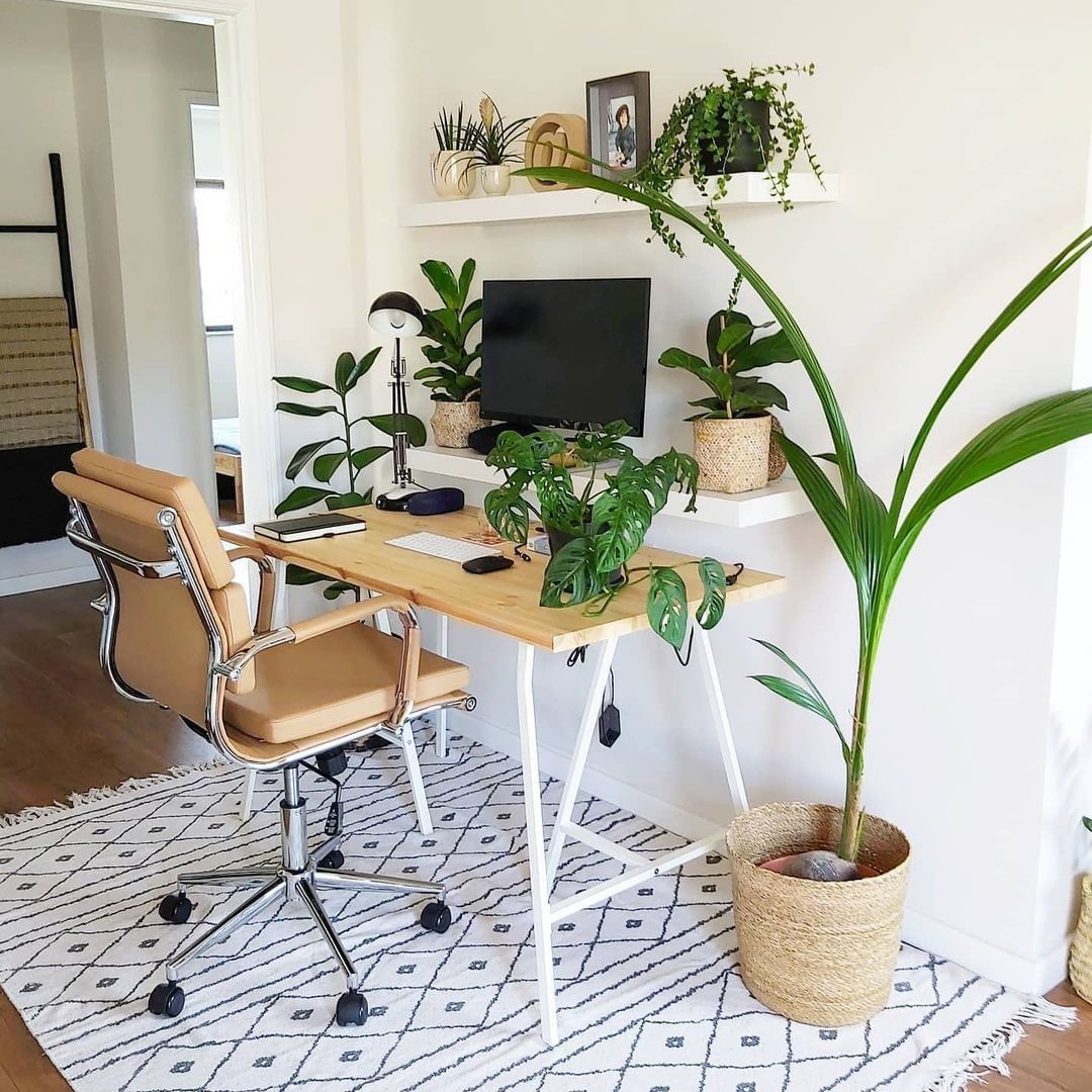 Home office com plantas Bioma Plants Escritórios modernos bioma, decoração interior, design de interiores, design e decoração, plantas, paisagismo, homeoffice, escritório,Acessórios e decoração