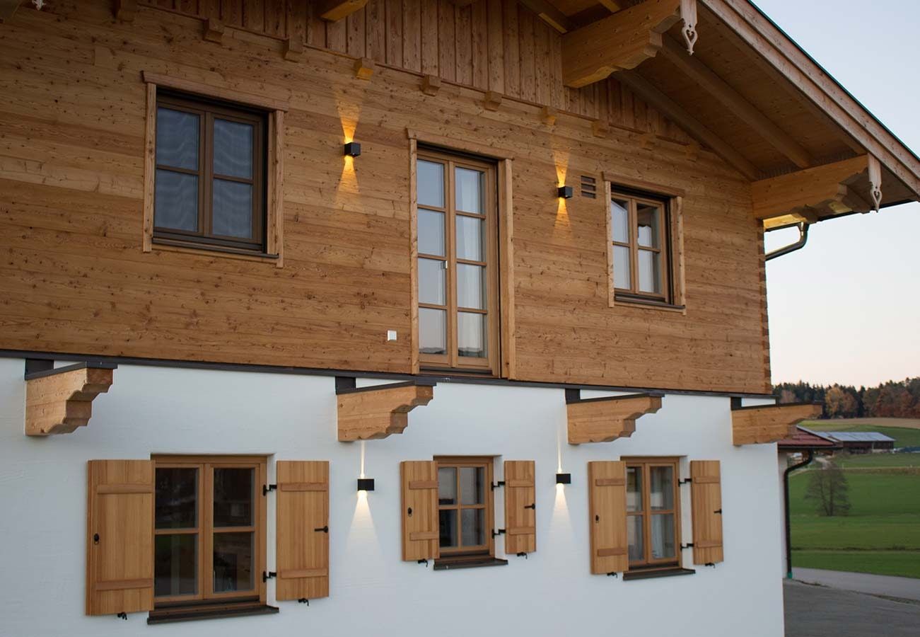 Privathaus Bruckmaier, Skapetze Lichtmacher Skapetze Lichtmacher Wooden houses