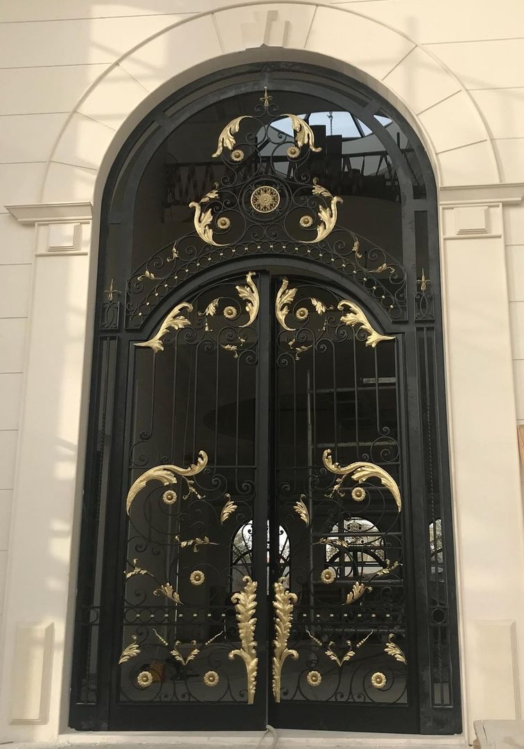 PORTE E SERRAMENTI, TESSSARO srl (brand TESSARO GROUP) TESSSARO srl (brand TESSARO GROUP) Front doors Iron/Steel